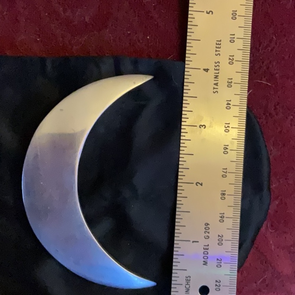 Brooch crescent moon vintage 1980